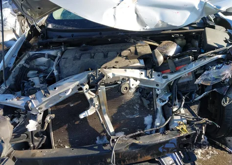 2017 Toyota Corolla Le z USA, uszkodzony, nr VIN 2T1BURHE0HC877588